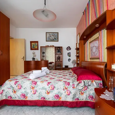 Casa Zoraide דירה בורגאנייה